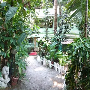 Woods Bethlehem Guest house Kochi